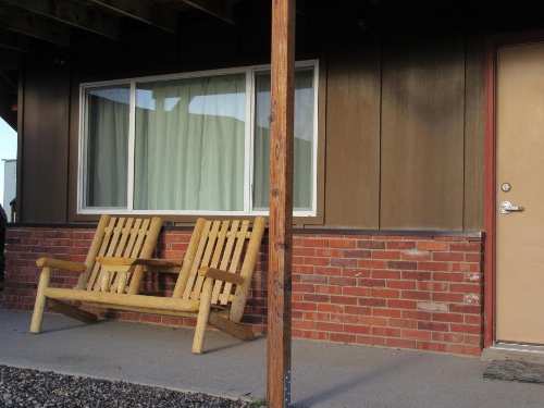 Big Bear Motel image 20