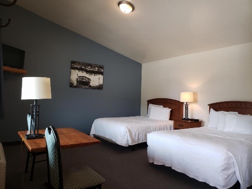 Big Bear Motel image 36
