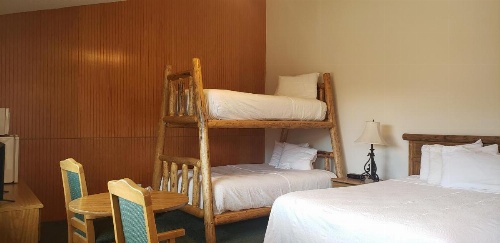 Big Bear Motel image 41